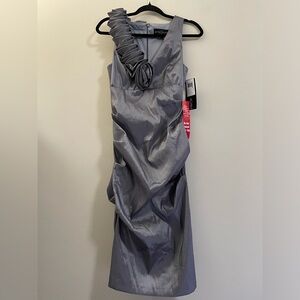 NWT Betsy & Adam V-Neck Ruched‎ Special Event Dress in Silver - 8